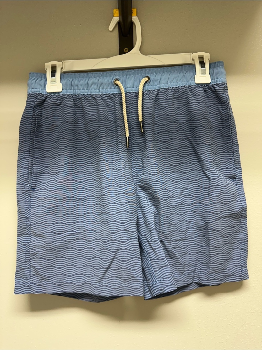 Fair Harbor Kids Blue Wave-Pattern Swim Trunks